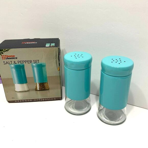 2 Pack of Salt and Pepper Shaker Set Turquoise Blue Home Basics NEW - Picture 6 of 12